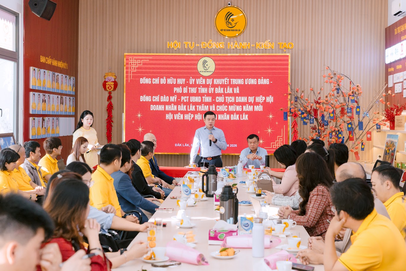 Chủ tịch UBND tỉnh Đỗ Hữu Huy đối thoại với doanh nghiệp 2026